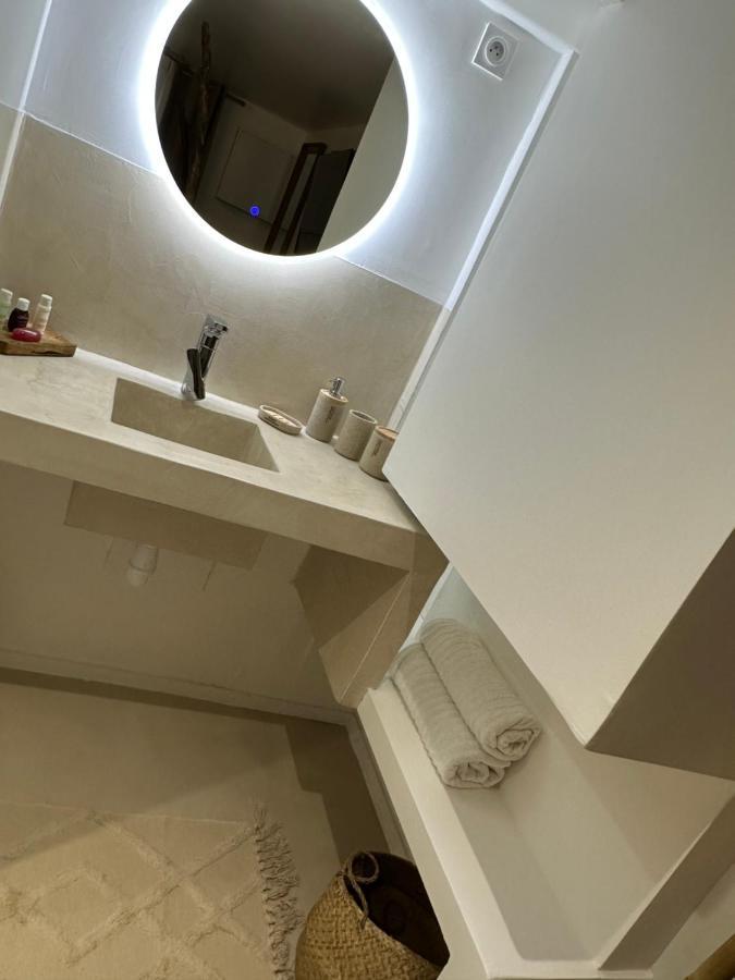 Appartement Jacuzzi Prive Avignon Luaran gambar